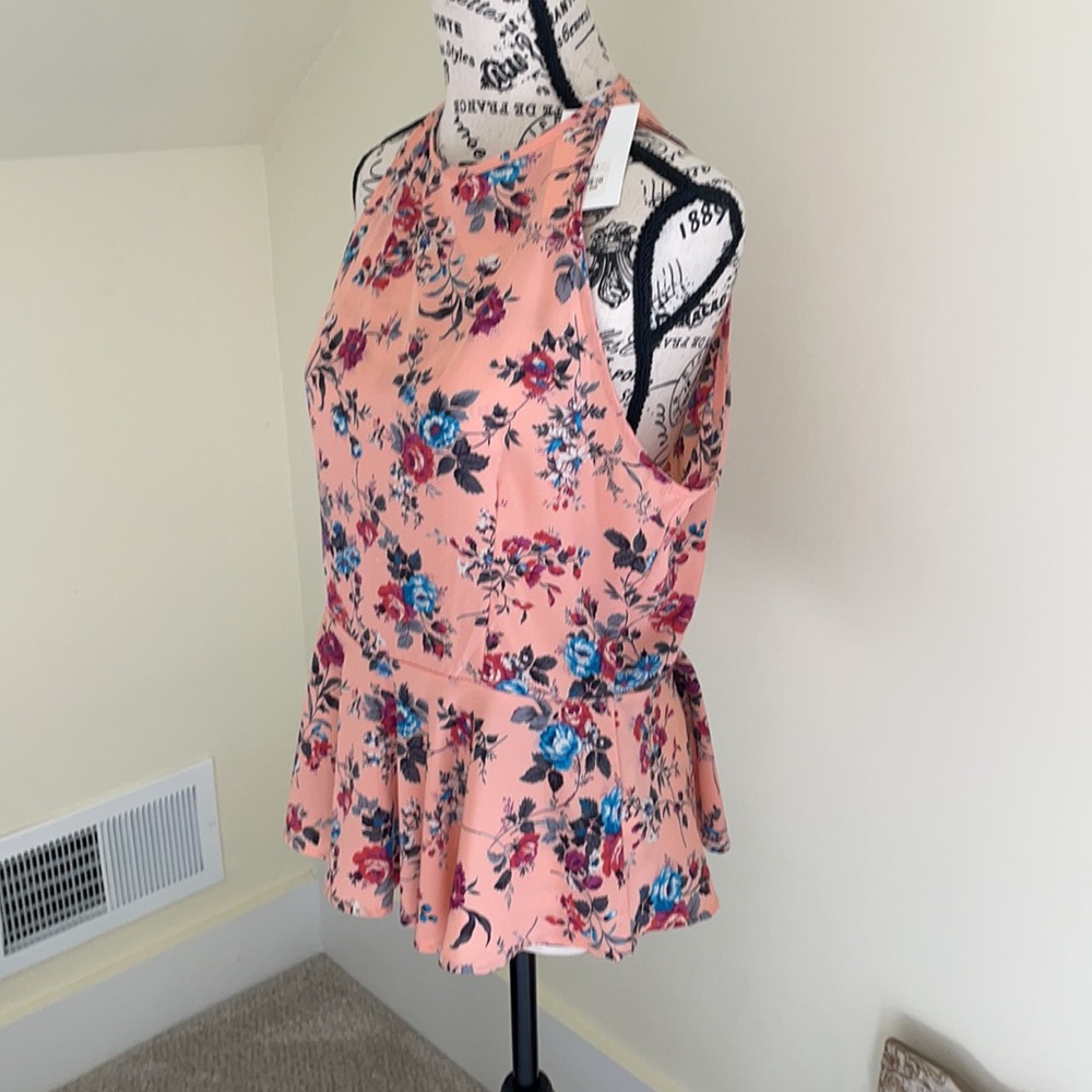 NWT 5th Culture Pink Sleeveless Floral Peplum Top SZ L - Picture 4 of 7